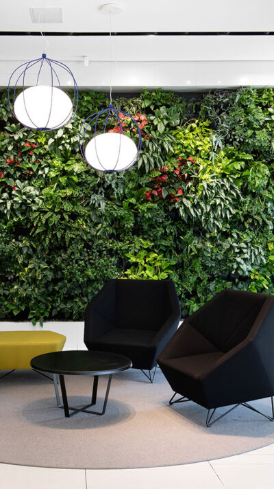Curved hanging partition • Interior Project