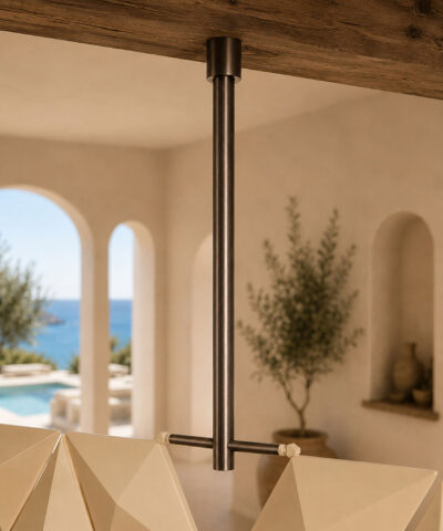 Detail of Facet hanging room divider with 30 cm anodized bronze suspension and beige facets